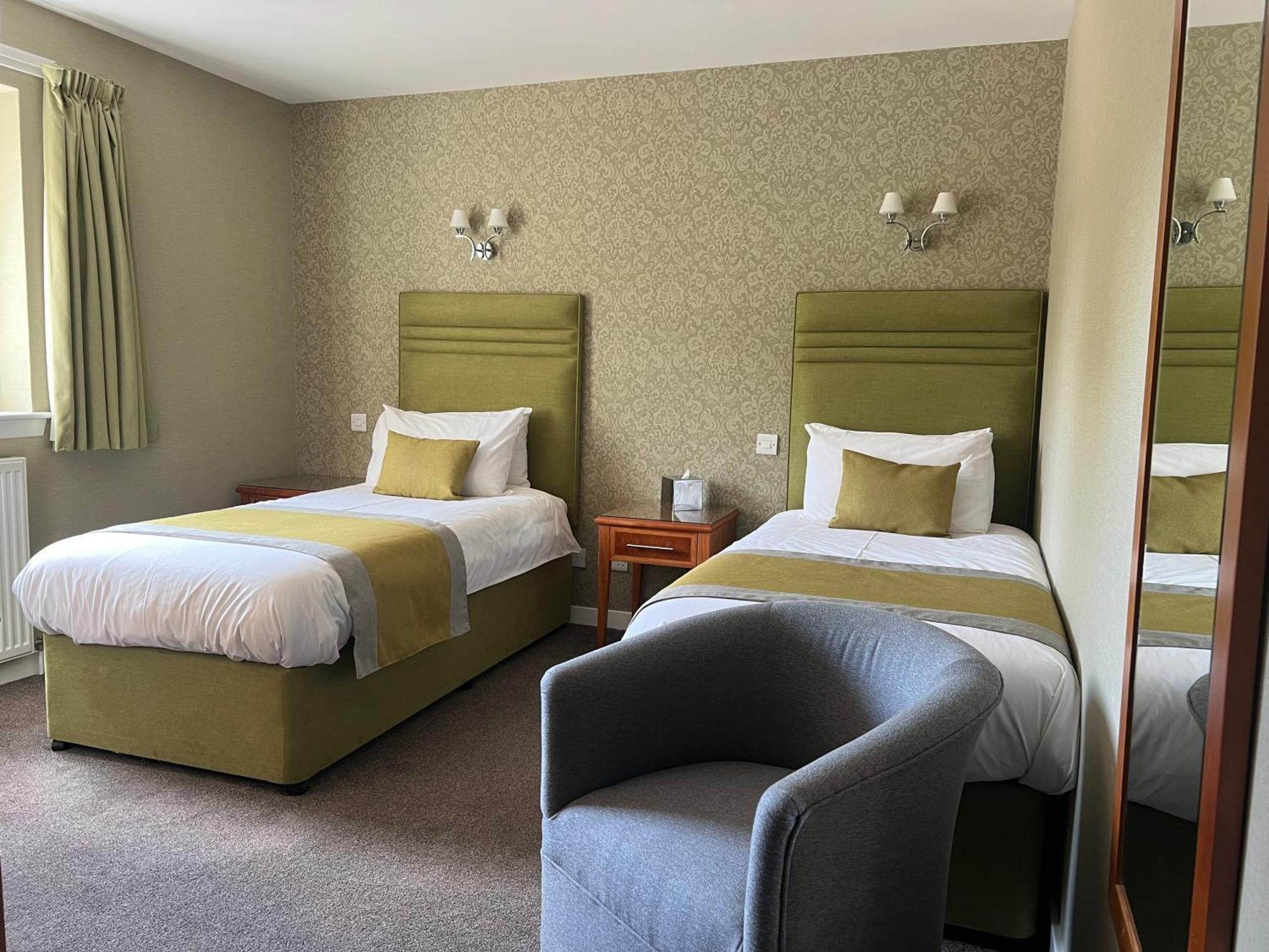 Laichmoray Hotel Elgin Εξωτερικό φωτογραφία